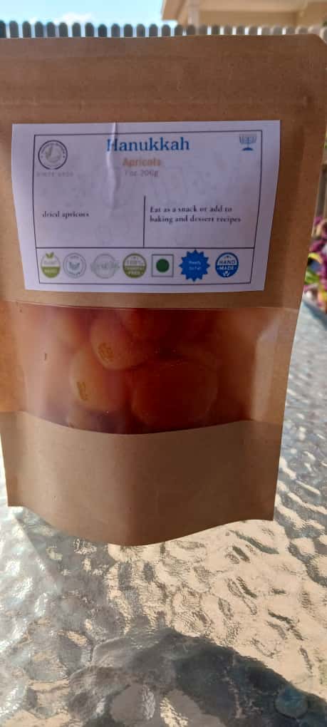 Apricots Apricots